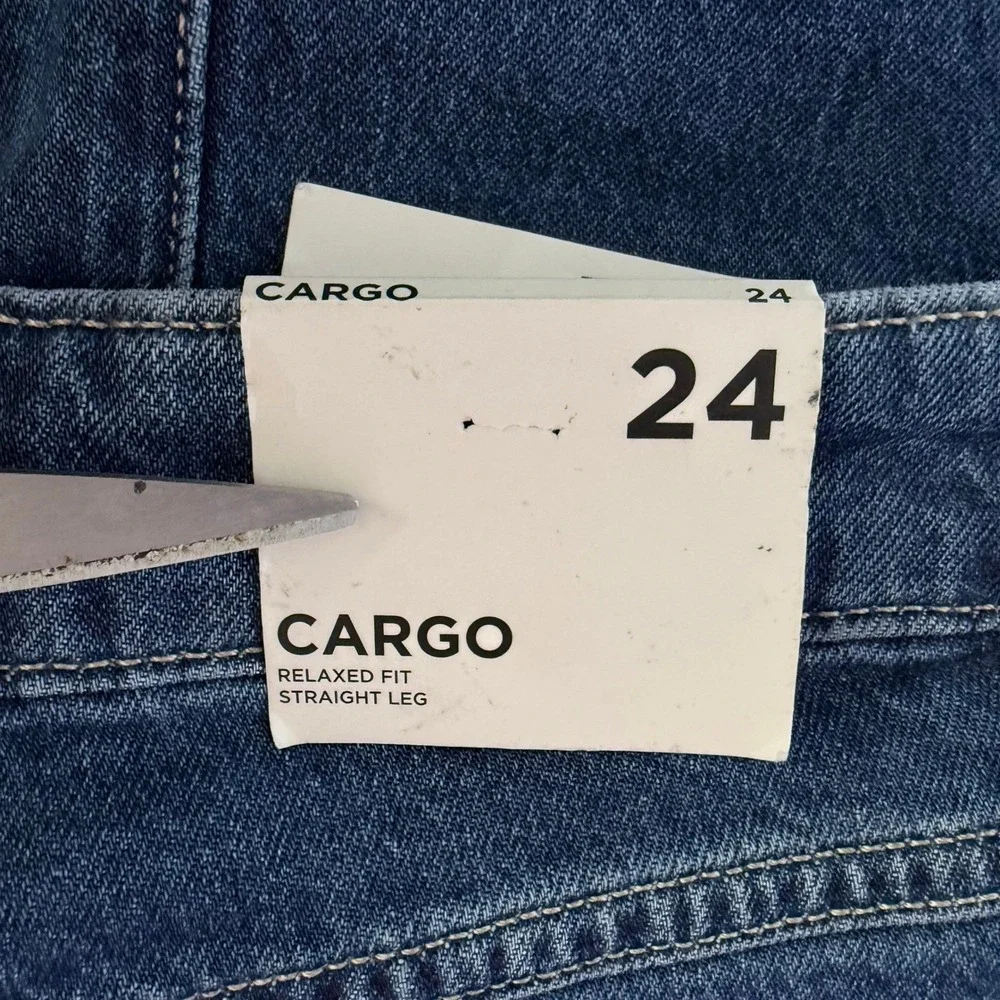 Forever 21 Cargo Jeans 24 Medium Wash Relaxed‎ Utility Gorpcore Y2K Retro NWT